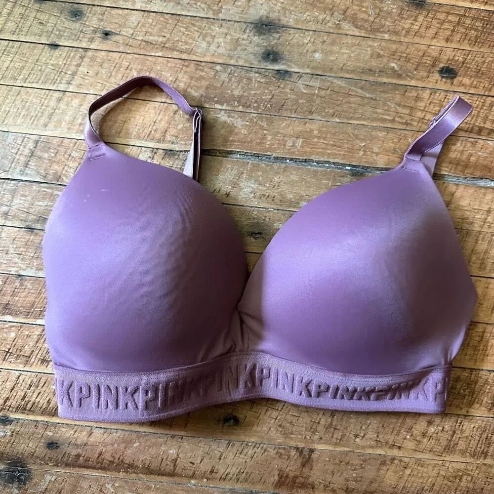 Victoria’s Secret Wear Everywhere wireless push-up 34DD bra